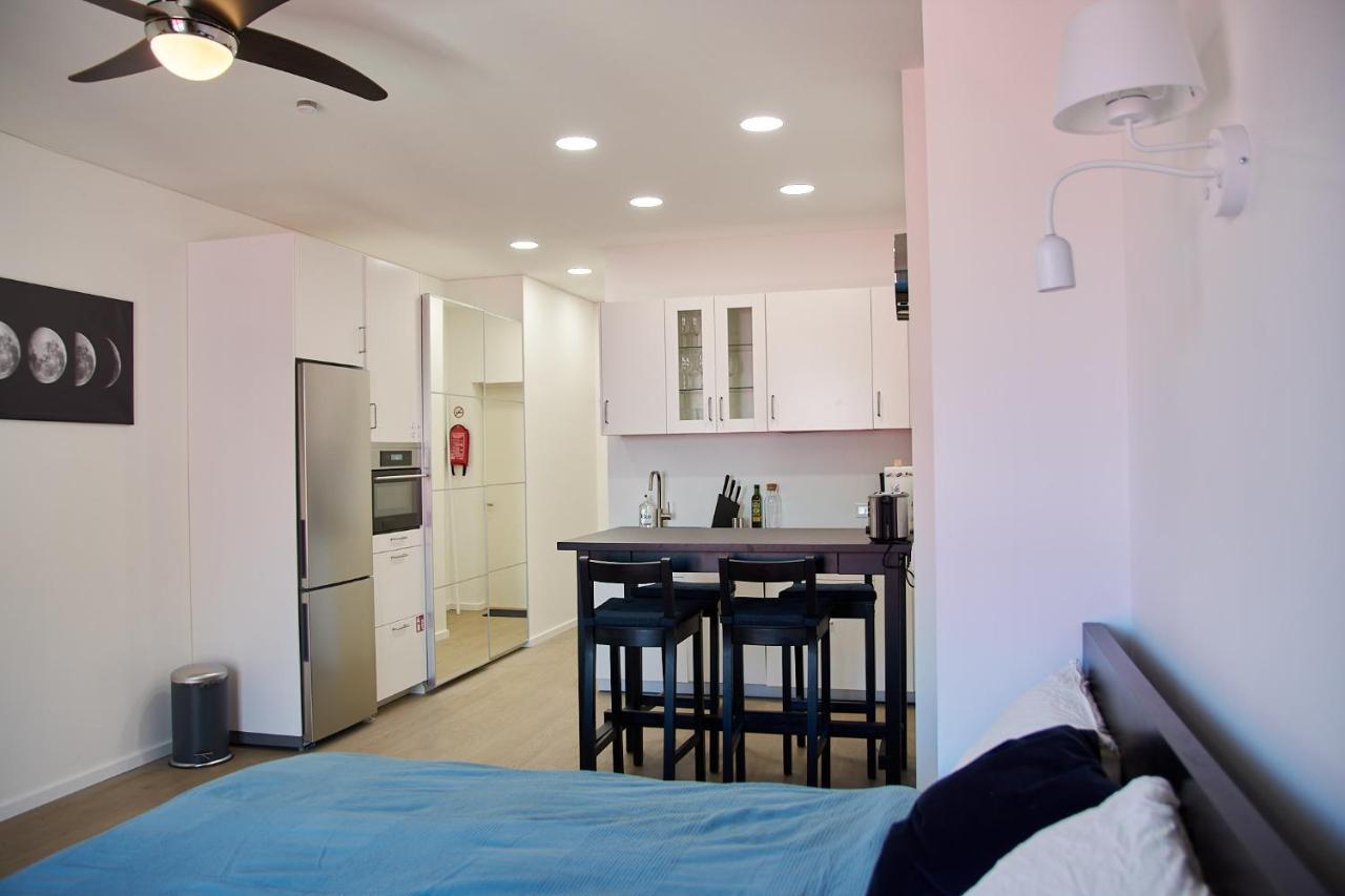 Studio Apartment In The Heart Of Riga Old Town Buitenkant foto