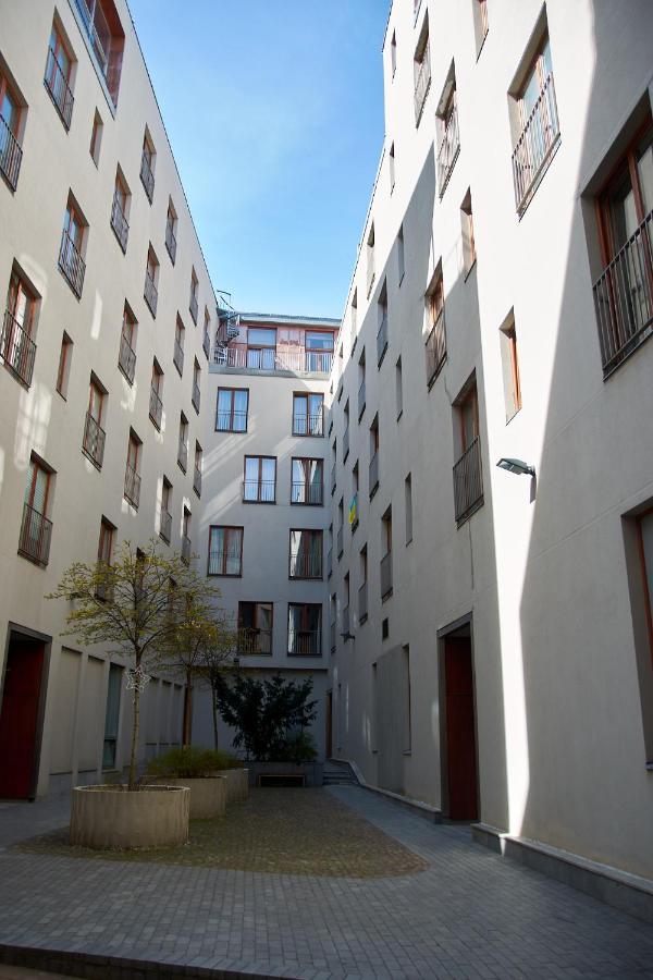 Studio Apartment In The Heart Of Riga Old Town Buitenkant foto